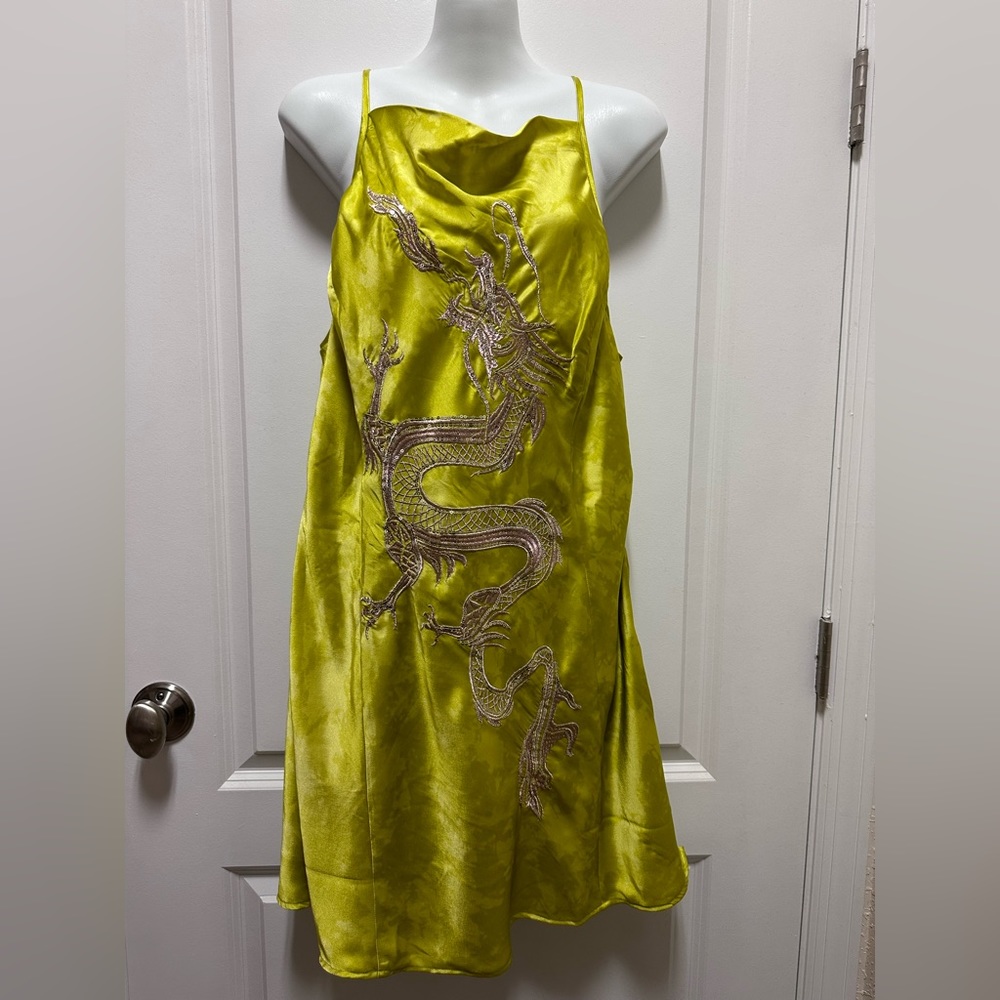 Green Lined Sequin Dragon Dress